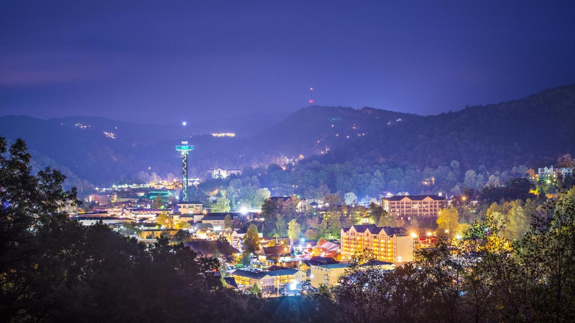 Ober Hideaway, Hot Tub, Wifi, 1089 Free Tickets Each Paid Day, Dollywood And More 개틀린버그 외부 사진