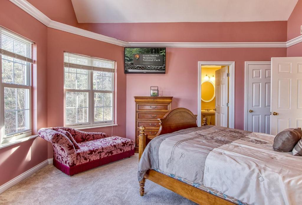 Ober Hideaway, Hot Tub, Wifi, 1089 Free Tickets Each Paid Day, Dollywood And More 개틀린버그 외부 사진